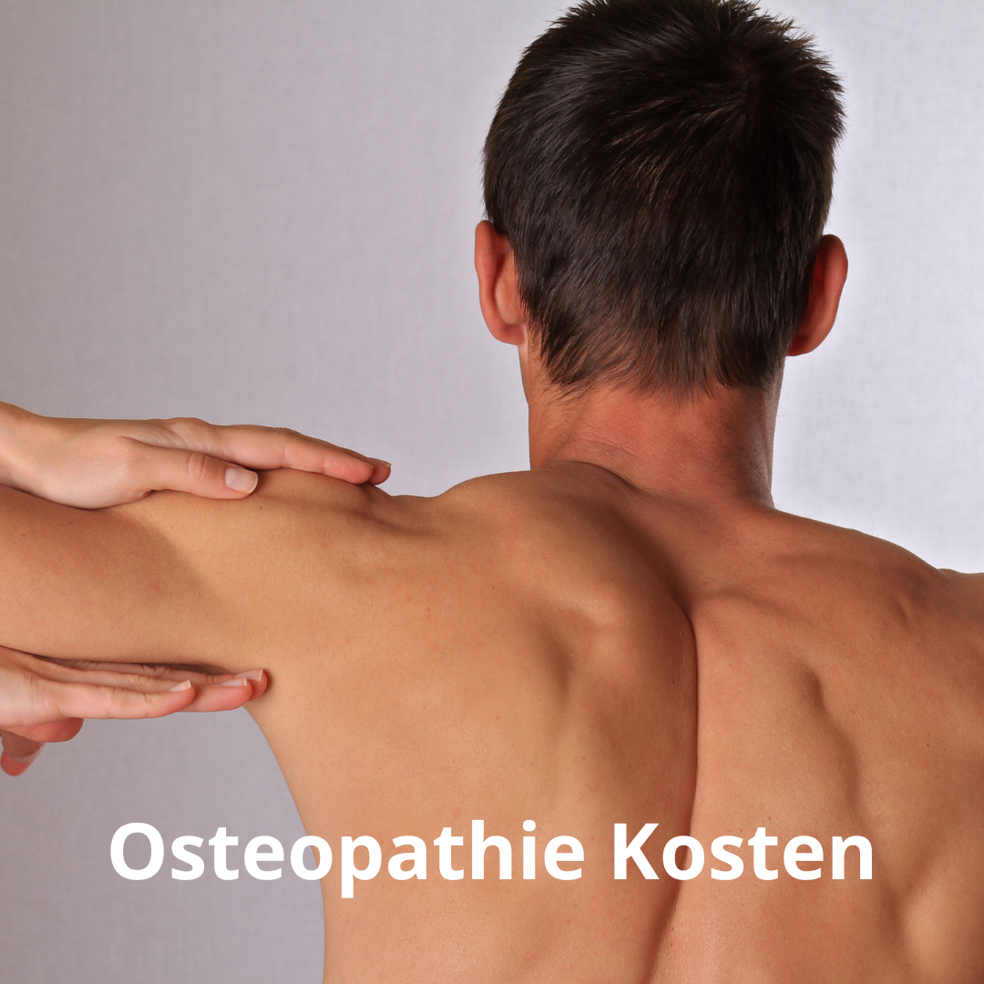 Osteopathie Kosten - Mann wird von Osteopathin behandelt