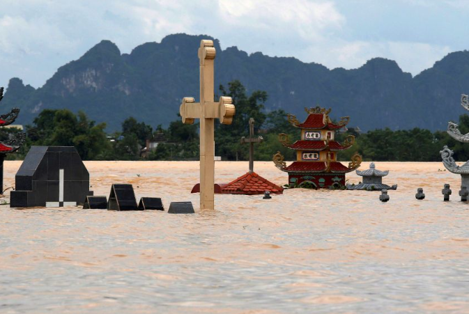Der Taifun Bualoi in Vietnam tötete mehr als 50 Menschen und verursachte Schäden in Höhe von 603 Millionen Dollar Taifun in Vietnam verursachte großflächige Überschwemmungen