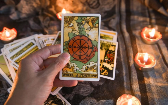 Oktober – Tarot, Horoskop und Tipps des Tages für Harmonie und Neubeginn Tarot-Horoskop 14. Oktober