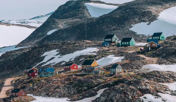 Grönland verändert seine Form: Wie schmelzende Gletscher die größte Insel der Erde beeinflussen Grönland verändert seine Gestalt