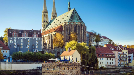 Kirchenfeiertag 26. Oktober: Geschichte, Traditionen und Zeichen des Tages Kirchenfeiertag 26. Oktober
