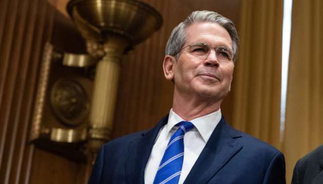 US-Finanzminister Scott Bessant kommentierte scharf die Aussagen eines russischen Beamten zu Sanktionen US-Finanzminister Scott Bessant bezeichnete Kirill Dmitriev als „russischen Propagandisten“ und kommentierte seine Behauptung, die jüngsten Sanktionen hätten der russischen Wirtschaft angeblich keinen Schaden zugefügt.