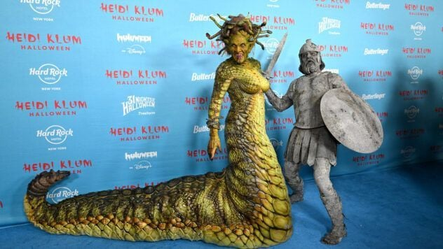 Heidi Klum als Medusa, die Gorgone: Der unglaubliche Look des Supermodels für Halloween 2025 Supermodel Heidi Klum hat einmal mehr ihren Status als unangefochtene Königin von Halloween untermauert.