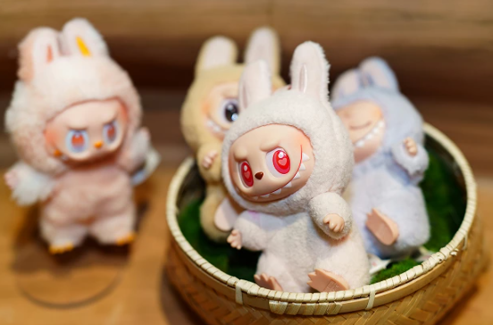 Gefälschte Labubu-Puppen sind gefährlich: Giftiges DEHP in Kinderspielzeug in Schweden gefunden Gefälschte Labubu-Puppen