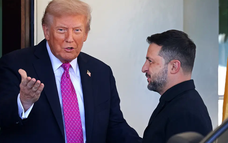 Ukraine-Wahlen 2025: Trump fordert sofortige Präsidentschaftswahl – Einschätzung zu Selenskyjs Chancen Trump drängt auf Ukraine-Wahlen 2025 – Selenskyjs Chancen