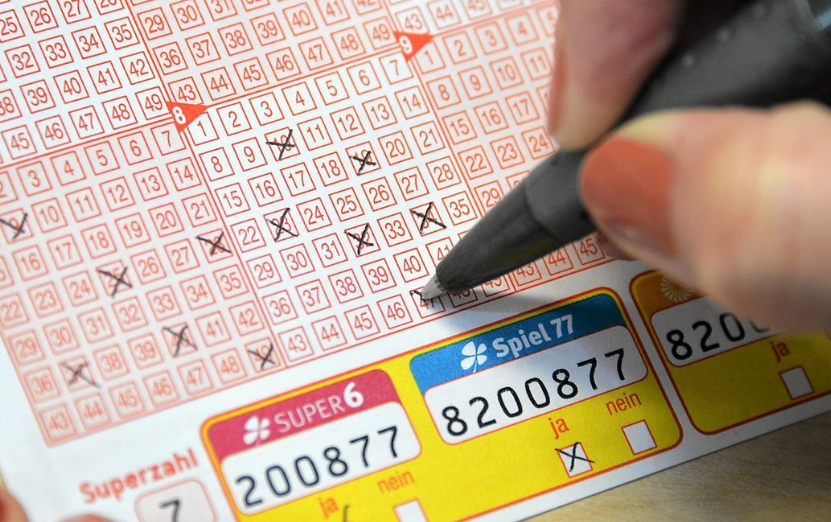 Niedersachsen: Lotto 6aus49 vom 10. Dezember – Spieler aus Peine gewinnt 2,8 Millionen Euro Lotto 6aus49: Spieler aus Peine gewinnt 2,8 Mio. Euro