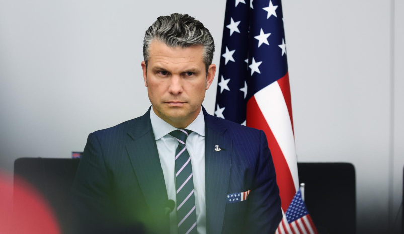 USA-Skandal 2025: Pentagon-Chef Hegset unter Verdacht nach zweitem Luftschlag gegen Drogenschmuggler – was bekannt ist USA-Skandal 2025: Pentagon-Chef Hegset unter Verdacht nach zweitem Luftschlag – alle Details