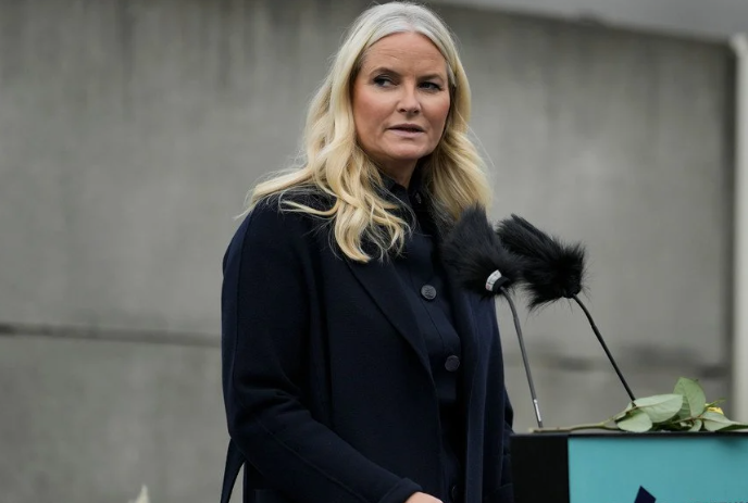Lungentransplantation bei Mette-Marit: Was über den Eingriff bekannt ist und wie er abläuft Mette-Marit vor Lungentransplantation: Was bekannt ist und wie die Operation abläuft