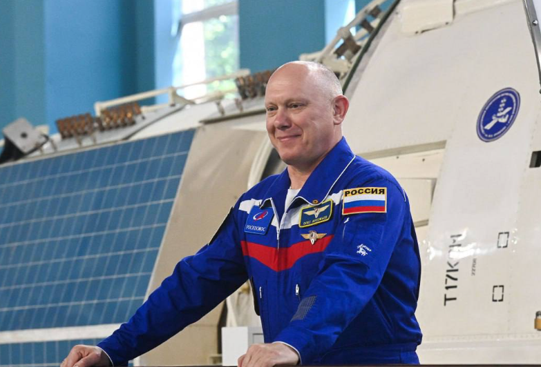 SpaceX entfernt russischen Kosmonauten Oleg Artemjew: Abgeordneter gerät nach Vorfall mit Elon Musks Technik in Skandal SpaceX entfernt russischen Kosmonauten Oleg Artemjew: Abgeordneter und Skandal um Elon Musk