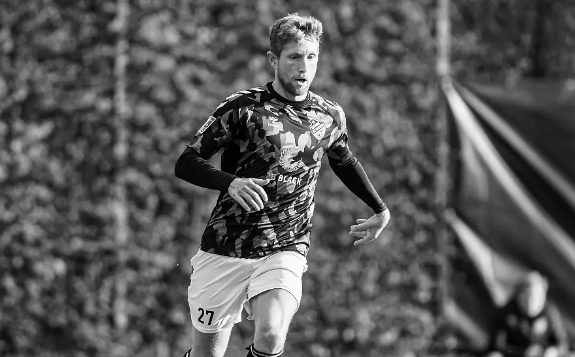 Sessellift-Unglück in Montenegro am Sonntag: Ex-Profi Sebastian Gärtner (34) stirbt nach 70-Meter-Sturz – was bisher bekannt ist Sessellift-Unglück in Montenegro: Sebastian Gärtner stirbt nach Sturz