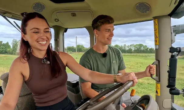 Bauer sucht Frau, Staffel 21 – Finale (RTL): Sind Friedrich und Laura ein Paar? Das ist über ihren Beziehungsstatus bekannt Bauer sucht Frau Finale 2025: Sind Friedrich und Laura ein Paar? | Staffel 21 RTL