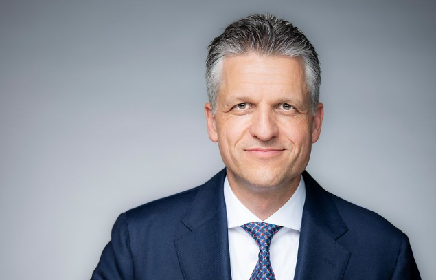Gesundheitssystem unter Druck: Kanzleramtschef Thorsten Frei fordert Kürzungen und weniger freie Arztwahl Gesundheitsreform in Deutschland: Frei fordert Kürzungen und weniger freie Arztwahl