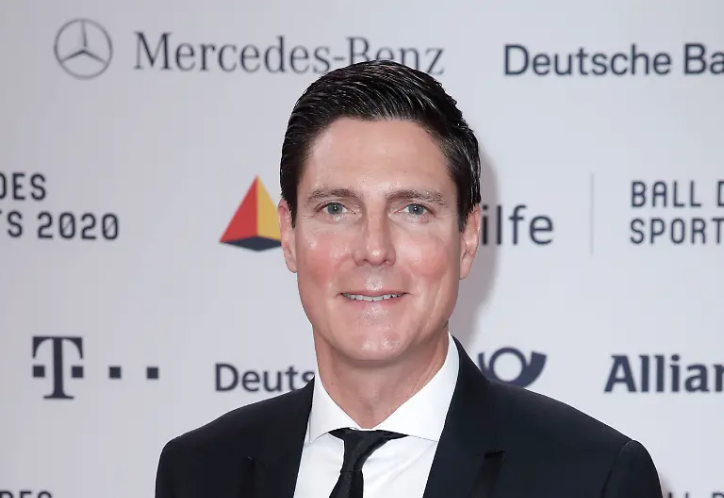 Markus Höfl heiratet erneut: Hochzeit mit Ex-Partnerin Marion Popp an Silvester 2025 – Details bestätigt Markus Höfl: Hochzeit mit Marion Popp an Silvester 2025 – Alle bestätigten Details
